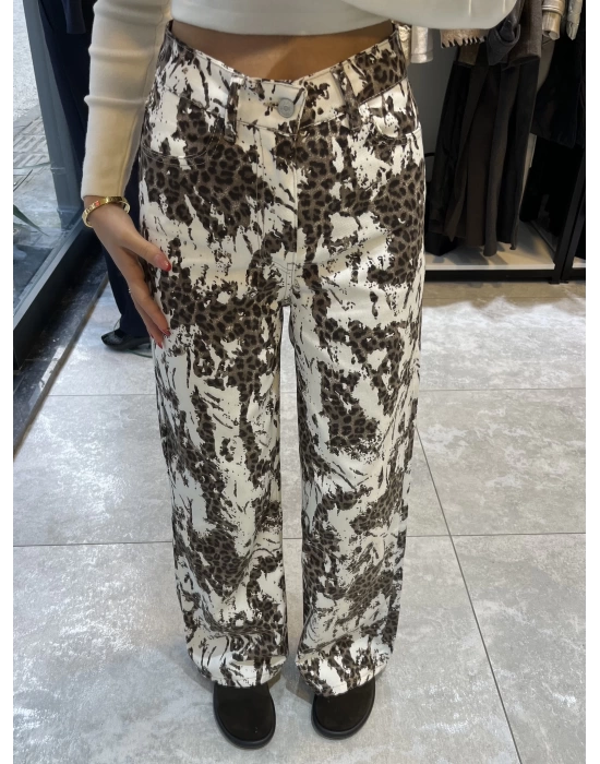 Marka Model Leopar Kesik Baskılı Jean