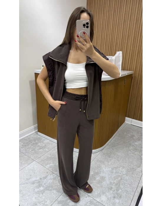 Marka Model Yelekli Kahve Eşofman Takımı