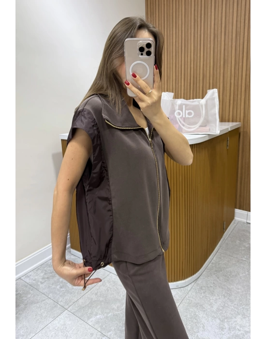 Marka Model Yelekli Kahve Eşofman Takımı