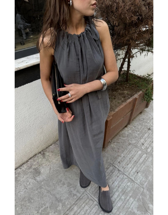 Omuzdan Bağlamalı Tensel Füme Elbise
