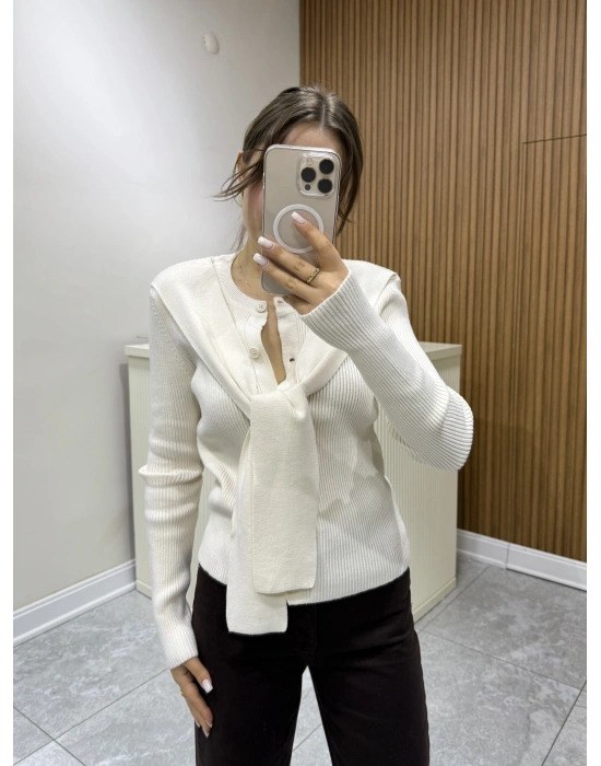 Önden Bağlamalı Krem Hırka