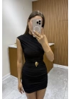 Drapeli Gold Detaylı Siyah Elbise