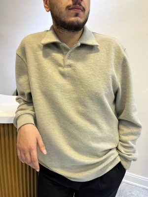 Taş Rengi Düğmeli Sweat