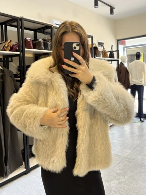 Kürklü Manto Taş Rengi