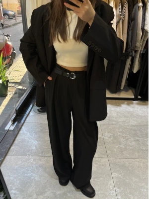 Düğme Detaylı Siyah Palazzo