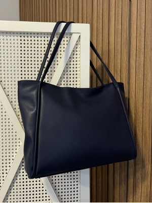 Büyük Boy Çanta Lacivert