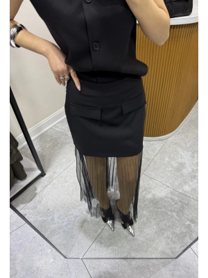 Cep Detaylı Tüllü Siyah Etek