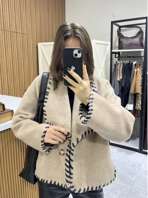 Çoban Dikişli Bej Kaşe Ceket