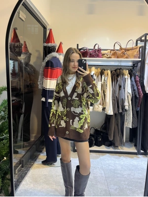 Kahve-Neon Yeşil Hırka