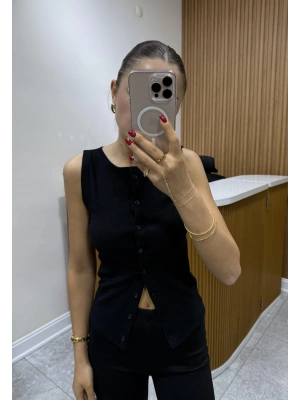 Kalın Askılı Düğmeli Bluz Siyah