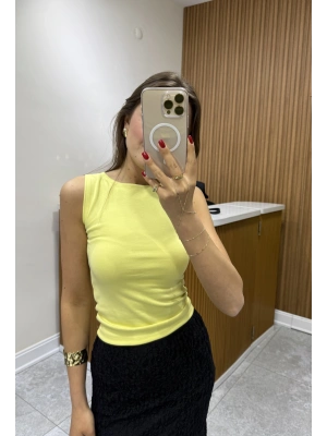 Kalın Askılı Sarı Basic Bluz