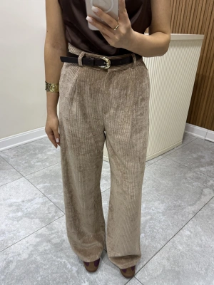 Kemerli Kadife Pantolon Camel