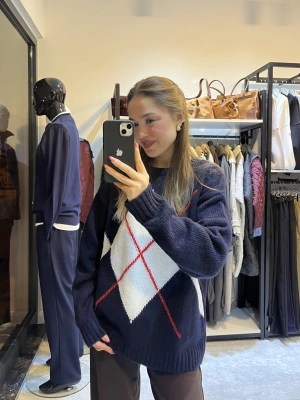 Lacivert Baklava Desenli Kazak