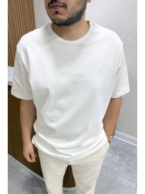 Marka Model Beyaz T-shirt