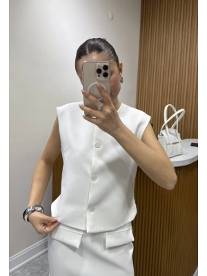 Marka Model Beyaz Yelek