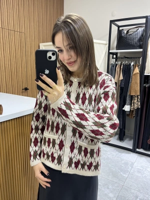 Marka Model Desenli Bordo Hırka