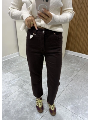 Marka Model Kesik Paça Kahve Jean