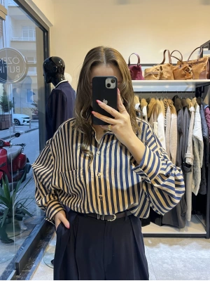 Marka Model Lacivert Çizgili Gömlek