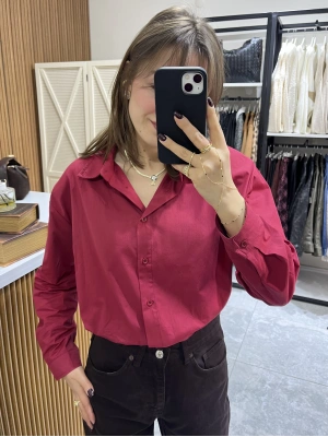 Marka Model Vatkalı Bordo Gömlek