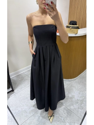 Straplez Pile Detaylı Siyah Elbise