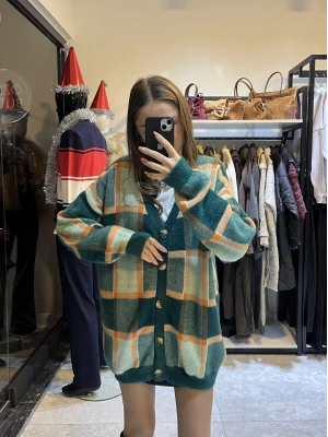 Turuncu-Yeşil Hırka