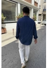 Lacivert Beyaz Çizgili Gömlek