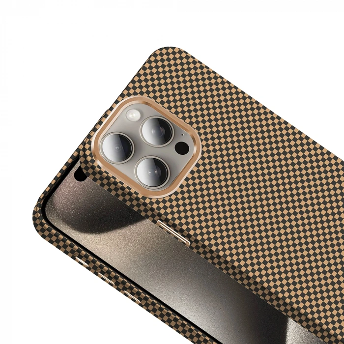 Apple iPhone 15 Pro Max Kılıf M-safe Şarj Özellikli Karbon Fiber Görünümlü Zore Gros Kapak