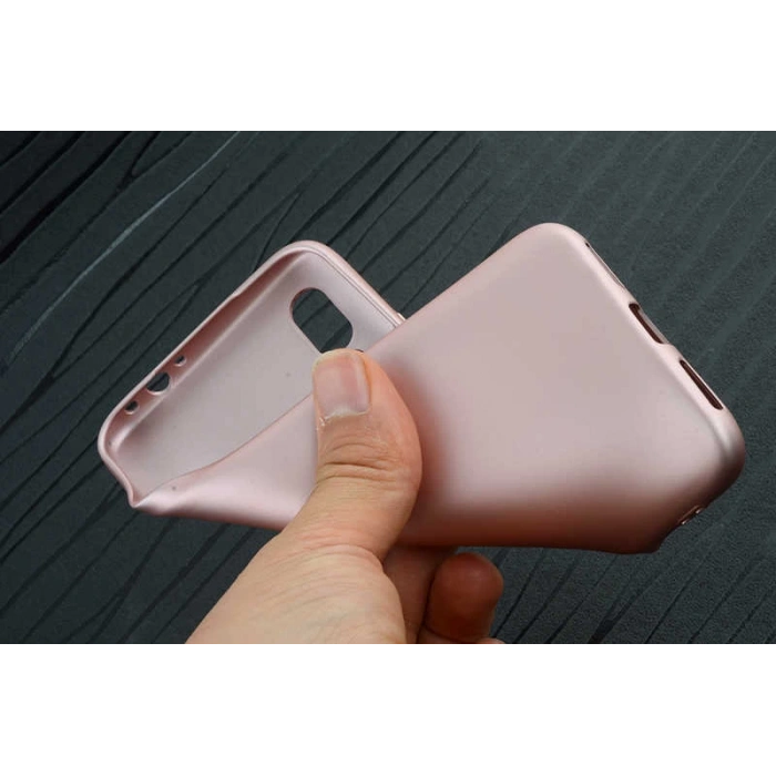 Xiaomi Redmi 7 Kılıf Zore Premier Silikon Kapak