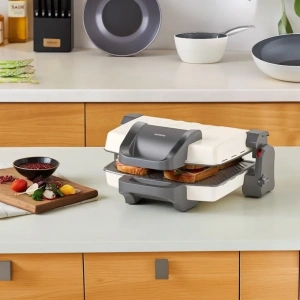 Karaca Swiss 4 Dilim Kapasiteli Izgara ve Tost Makinesi 1800W - Krem