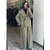 Vuu Yakası Taş Detaylı Kruvaze Ceket Pileli Pantolon Takım
