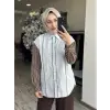 Clande Biyeli Çizgi Detaylı Poplin Gömlek