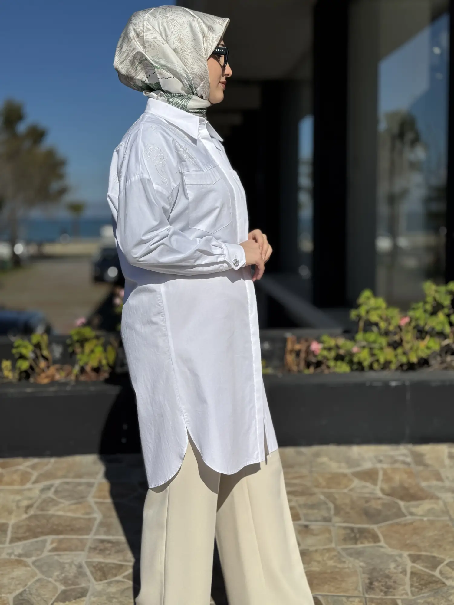 Kayra Nakış Detaylı Poplin Gömlek