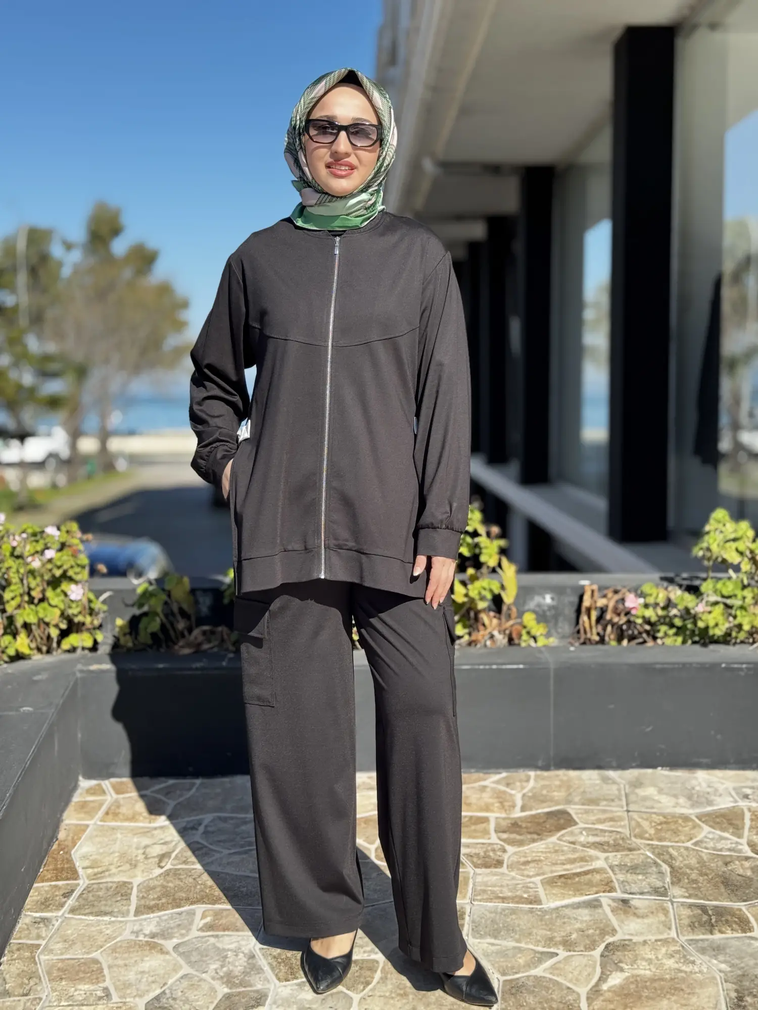 Kayra Yanları Açık Fermuarlı Spor Ceket