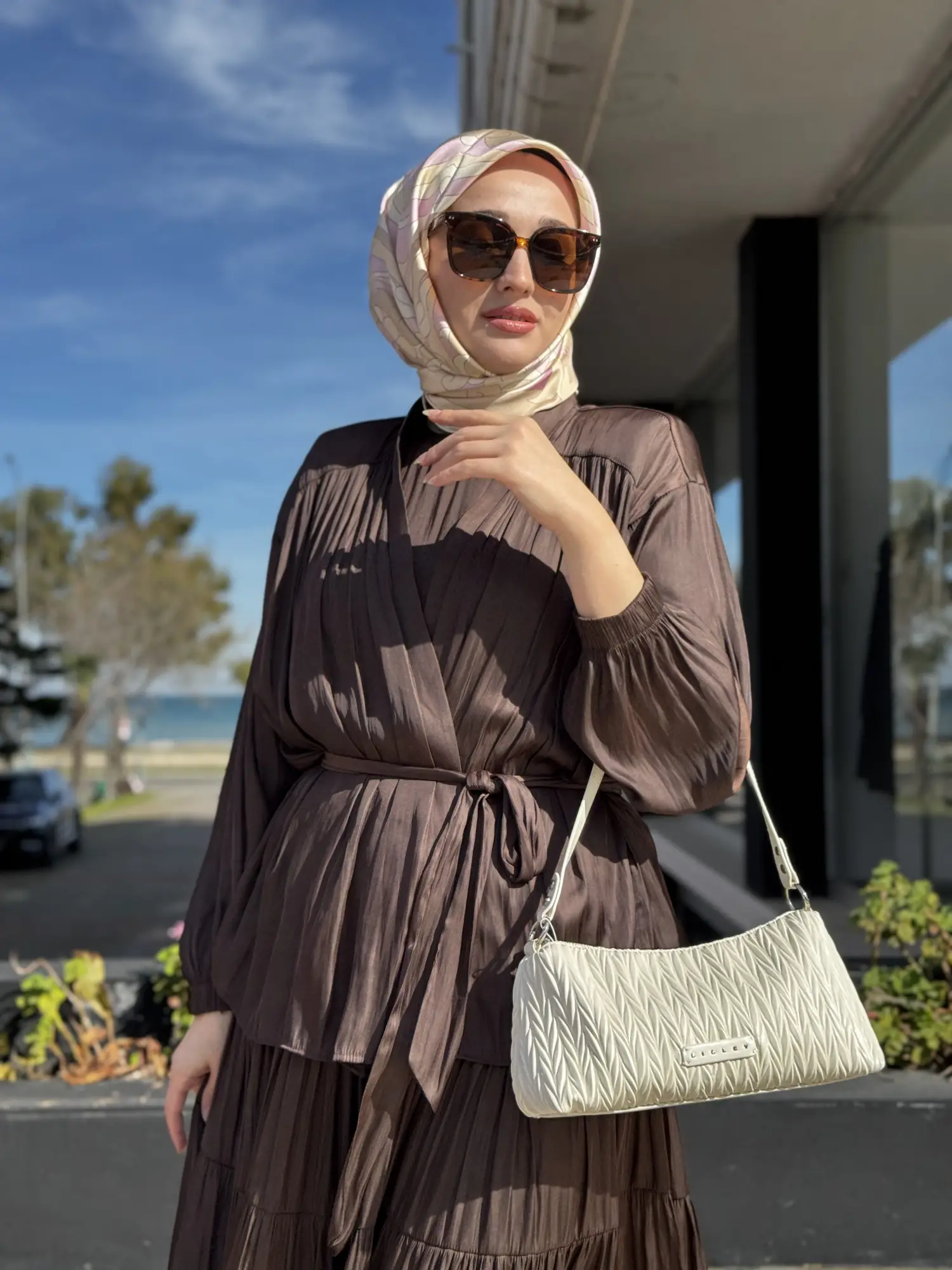 Almarwah Kraşlı Kolsuz Elbise Ceket Takım 202972