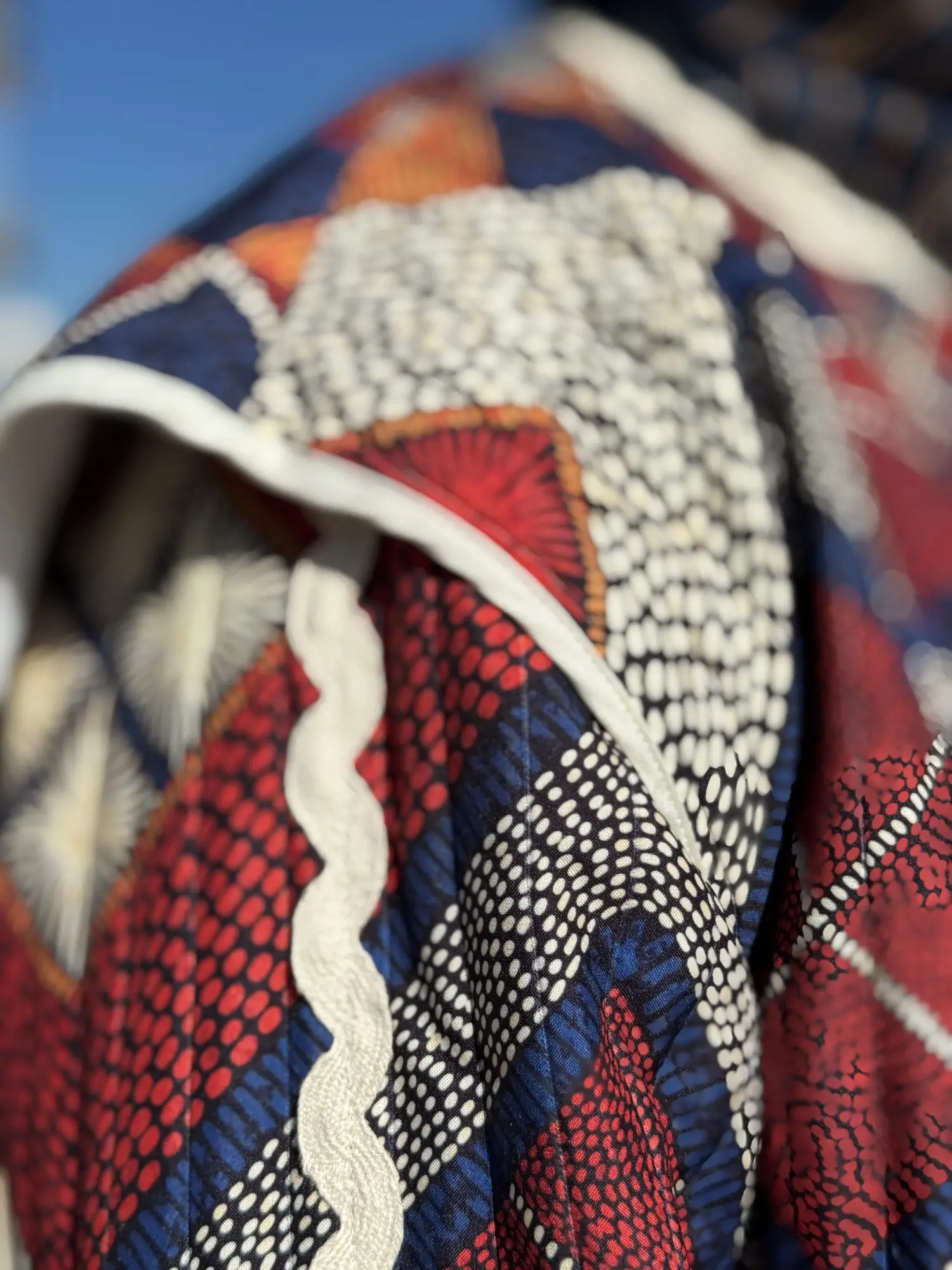 Almarwah Etnik Desenli Kapitone Ceket 405019