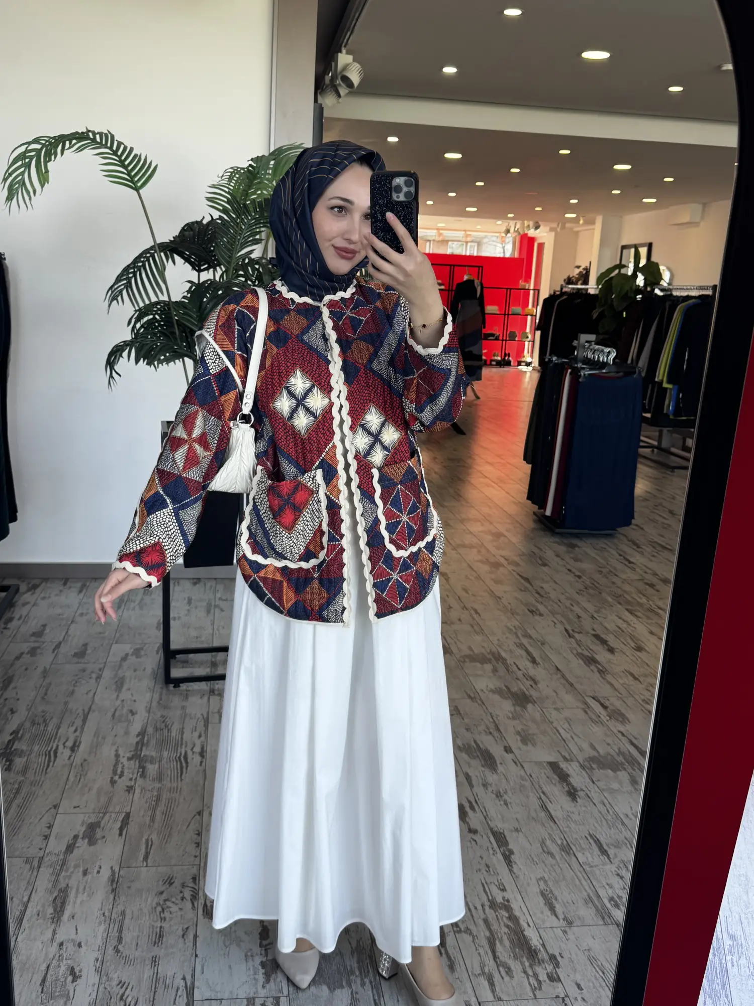 Almarwah Etnik Desenli Kapitone Ceket 405019