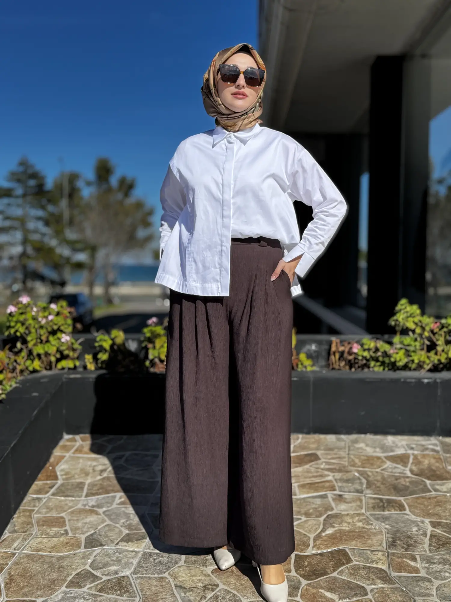 Almarwah Pileli Bol Paça Kraşlı Pantolon 606120