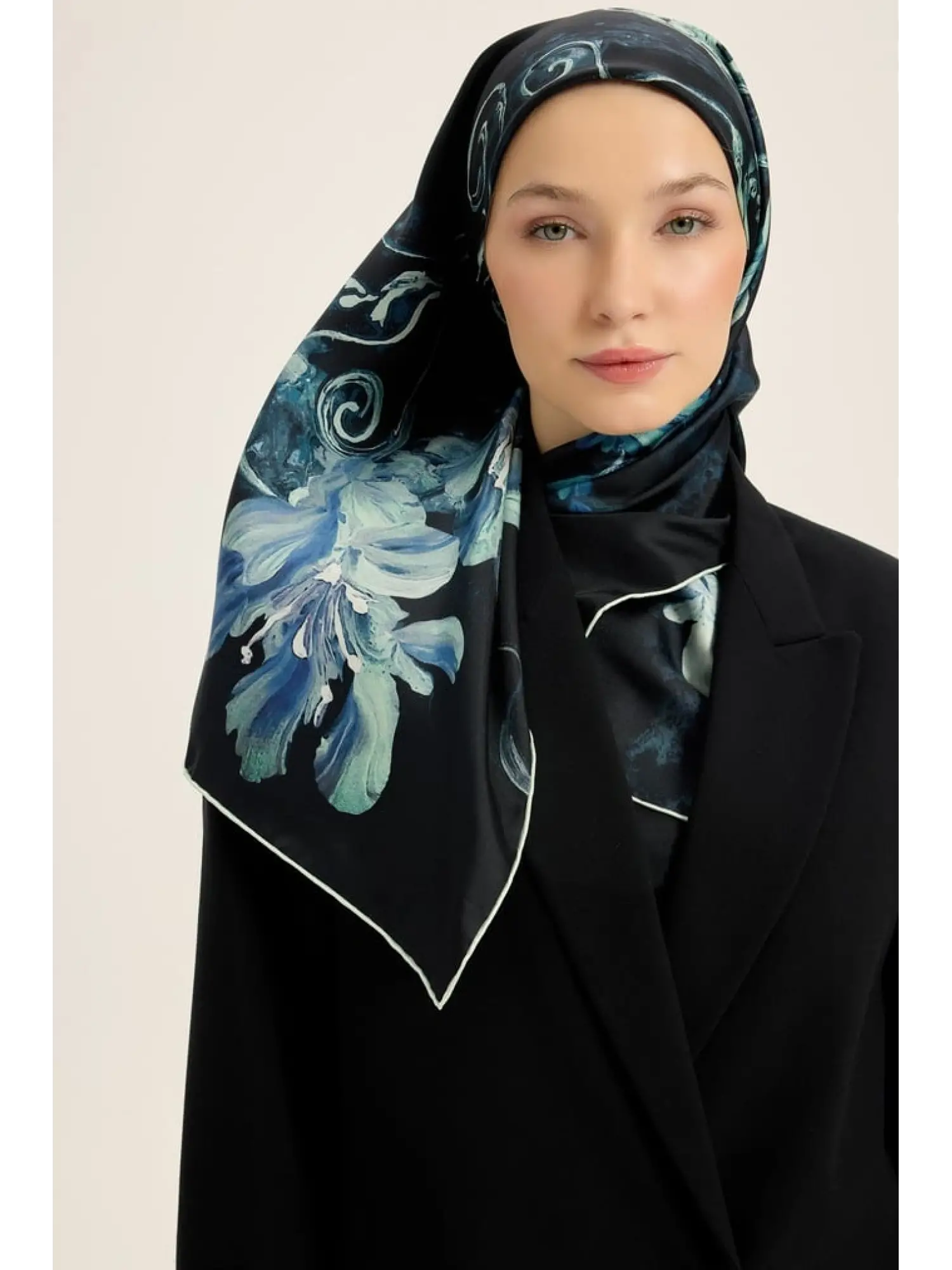 PEMBE Maisa Narin 90X90 Twil İpek Eşarp