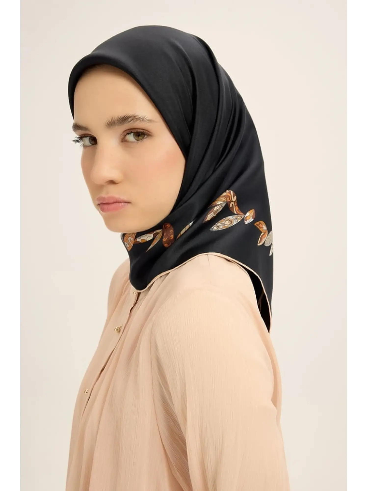 SİYAH Maisa Fer 90X90 Twil İpek Eşarp