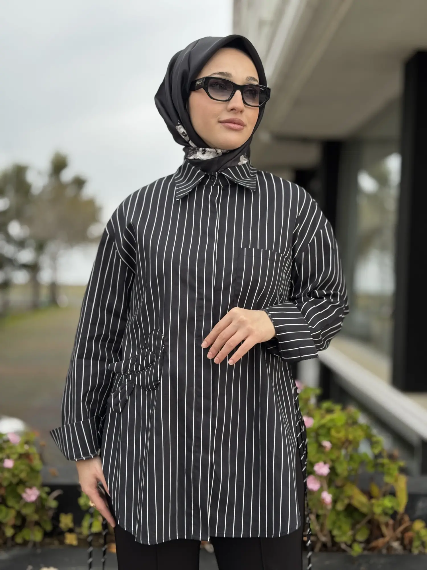 Ghisa Kuş Desenli Yandan Bağcıklı Poplin Gömlek G4197