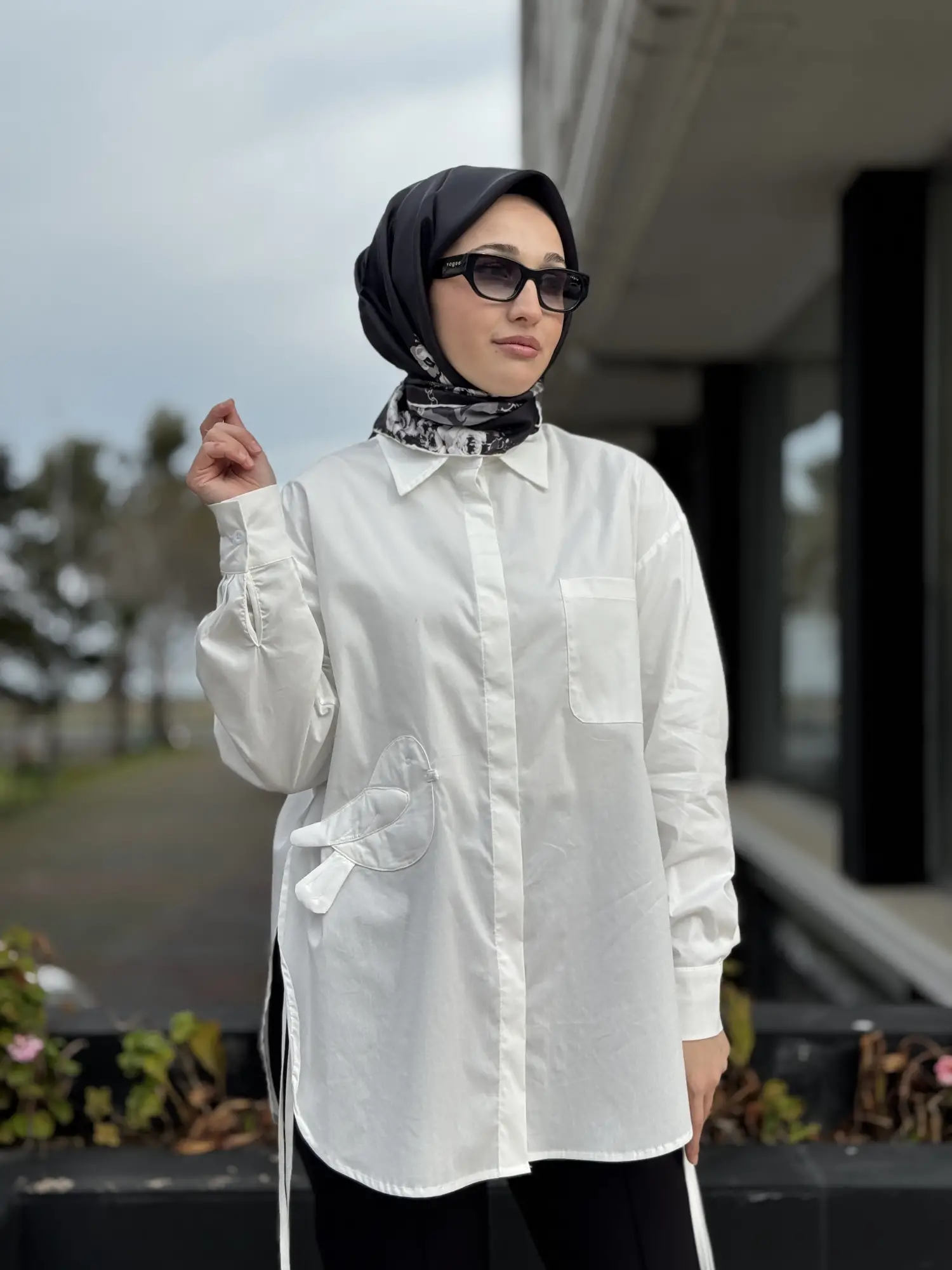 Ghisa Kuş Desenli Yandan Bağcıklı Poplin Gömlek G4197