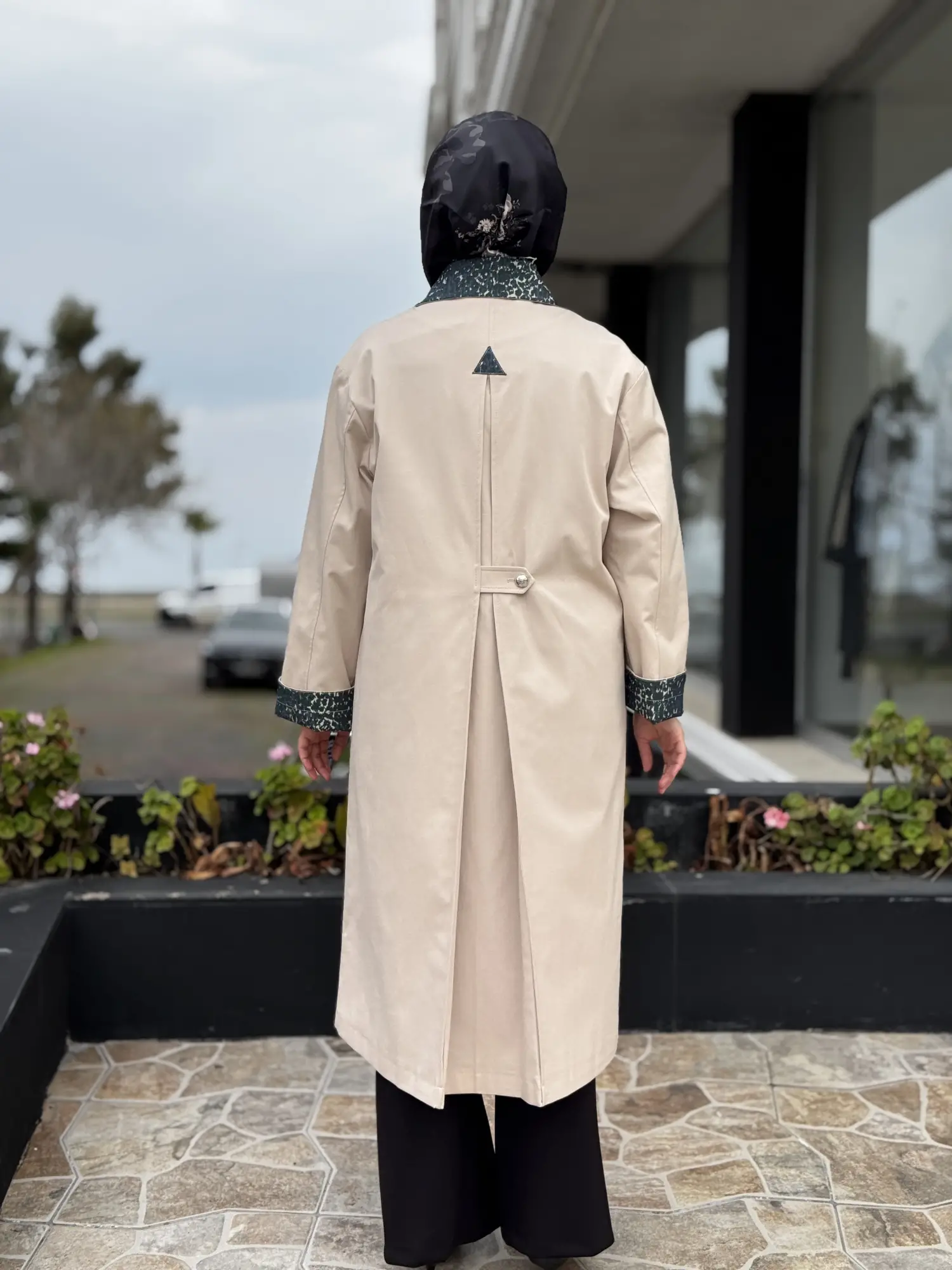 Ghisa Yakası Ve Manşeti Desenli Metal Düğmeli Trench G2700