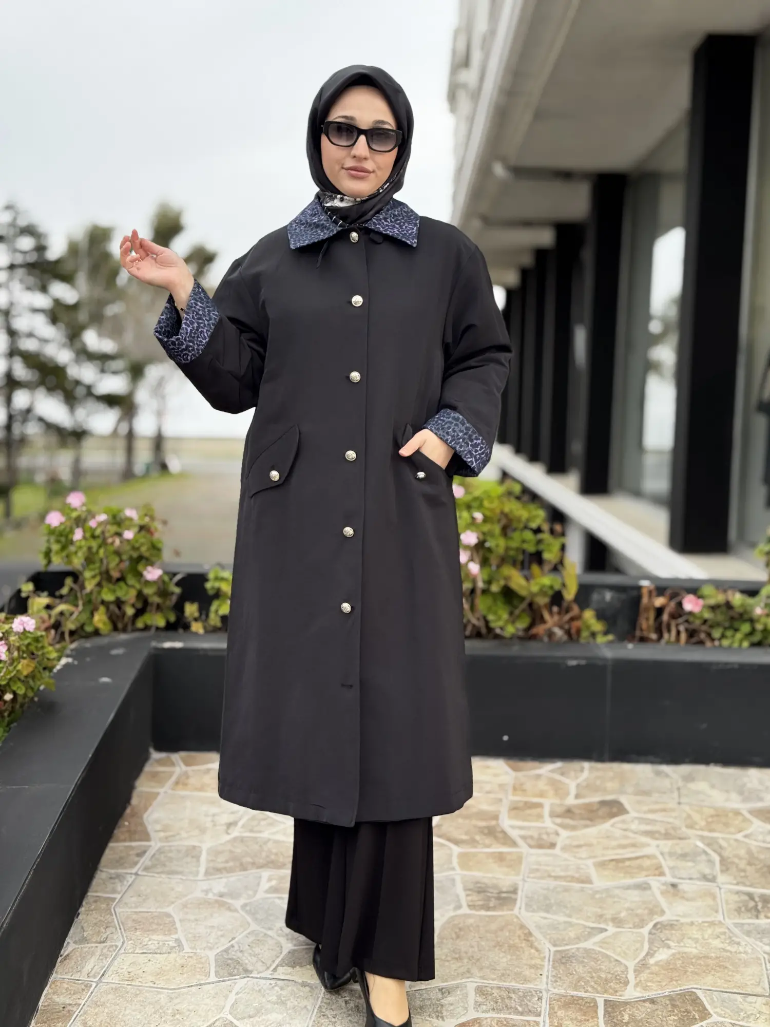 Ghisa Yakası Ve Manşeti Desenli Metal Düğmeli Trench G2700