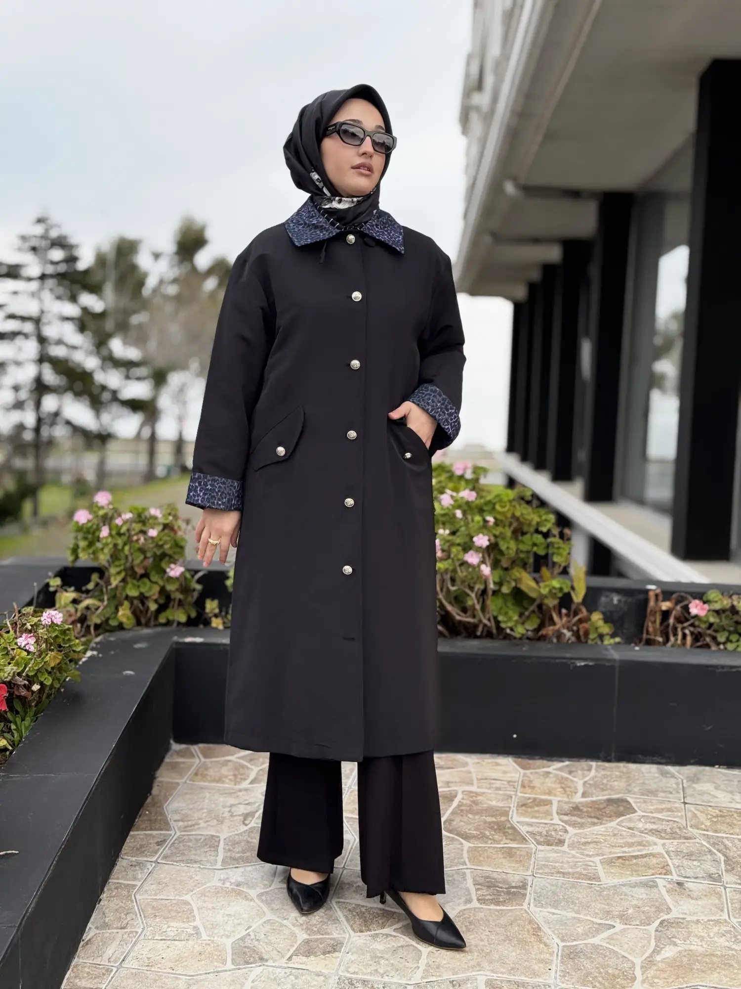 Ghisa Yakası Ve Manşeti Desenli Metal Düğmeli Trench G2700