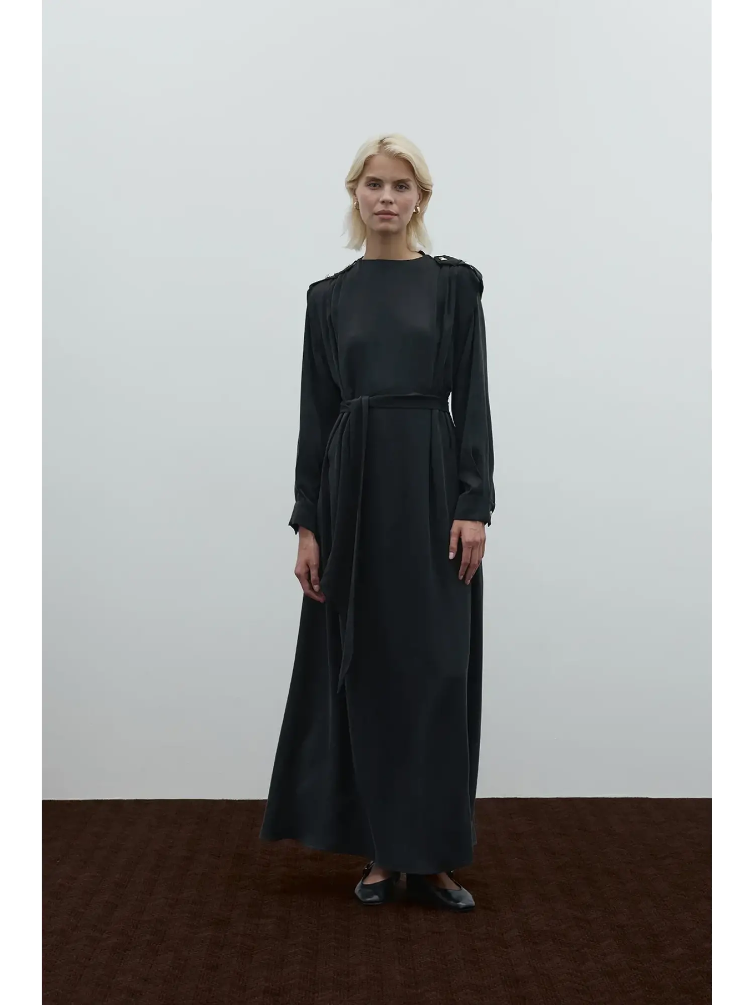 Clande Omuz Manşet Detaylı Cupra İpek Elbise