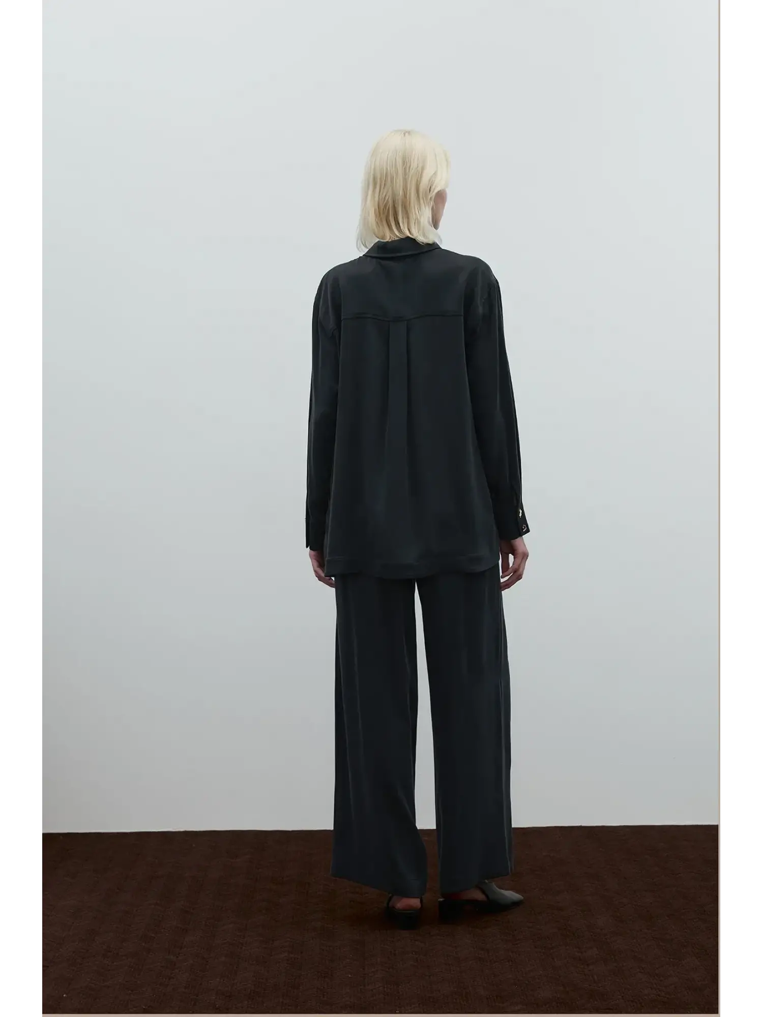 Clande Cupra İpek Düğme Detaylı Tunik Havuç Pantolon Takım