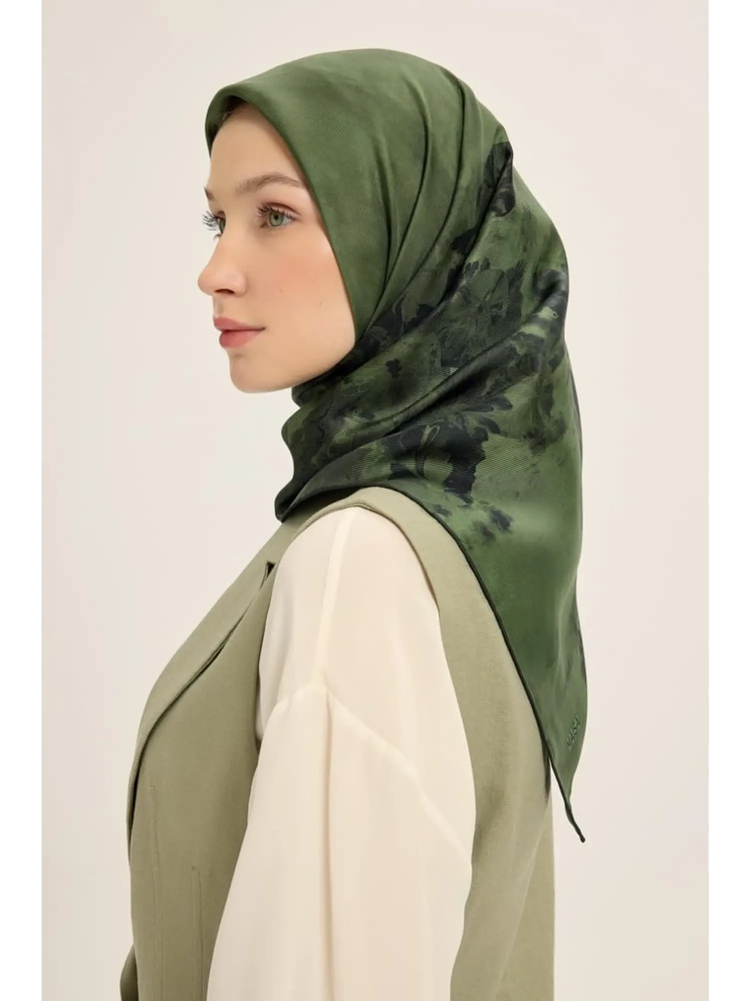 Maisa Yonca 90X90 Mulberry İpek Eşarp