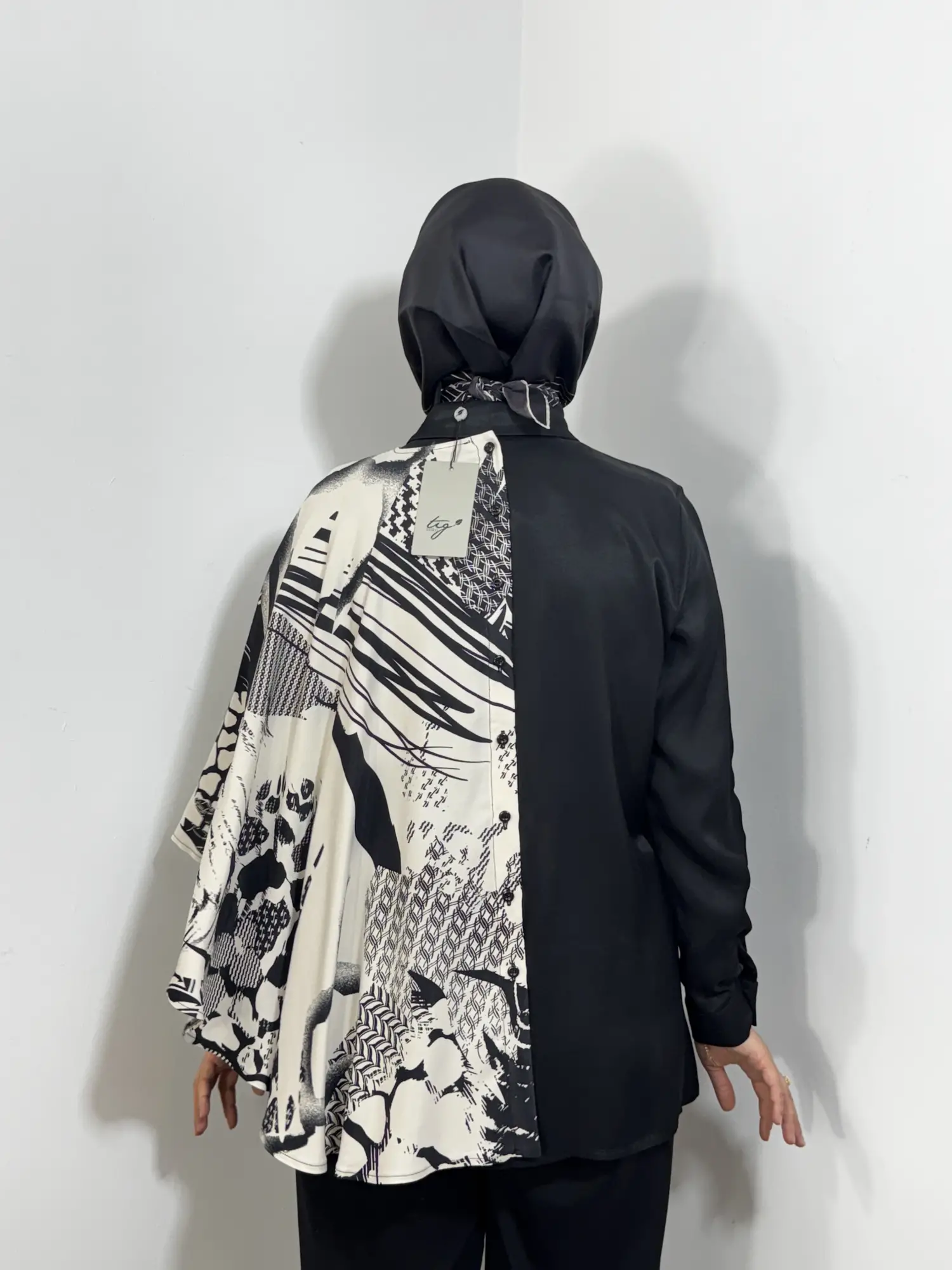 Tığ Triko Çırarılabilir Şal Kombinli Gömlek GML4047