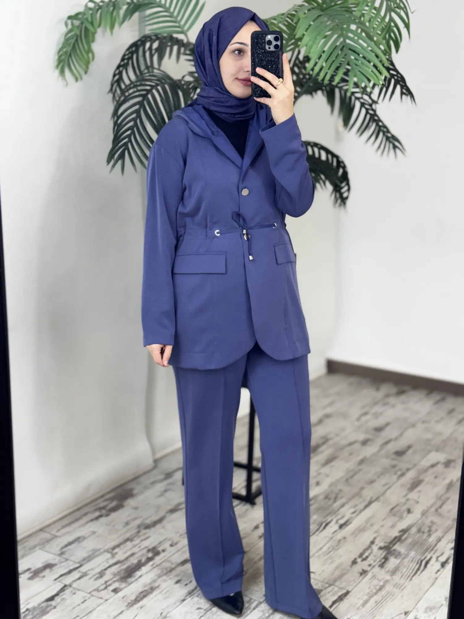 Tığ Triko Paraşüt Kumaş Kombinli Önden Düğmeli Pantolonlu Takım TKM5095