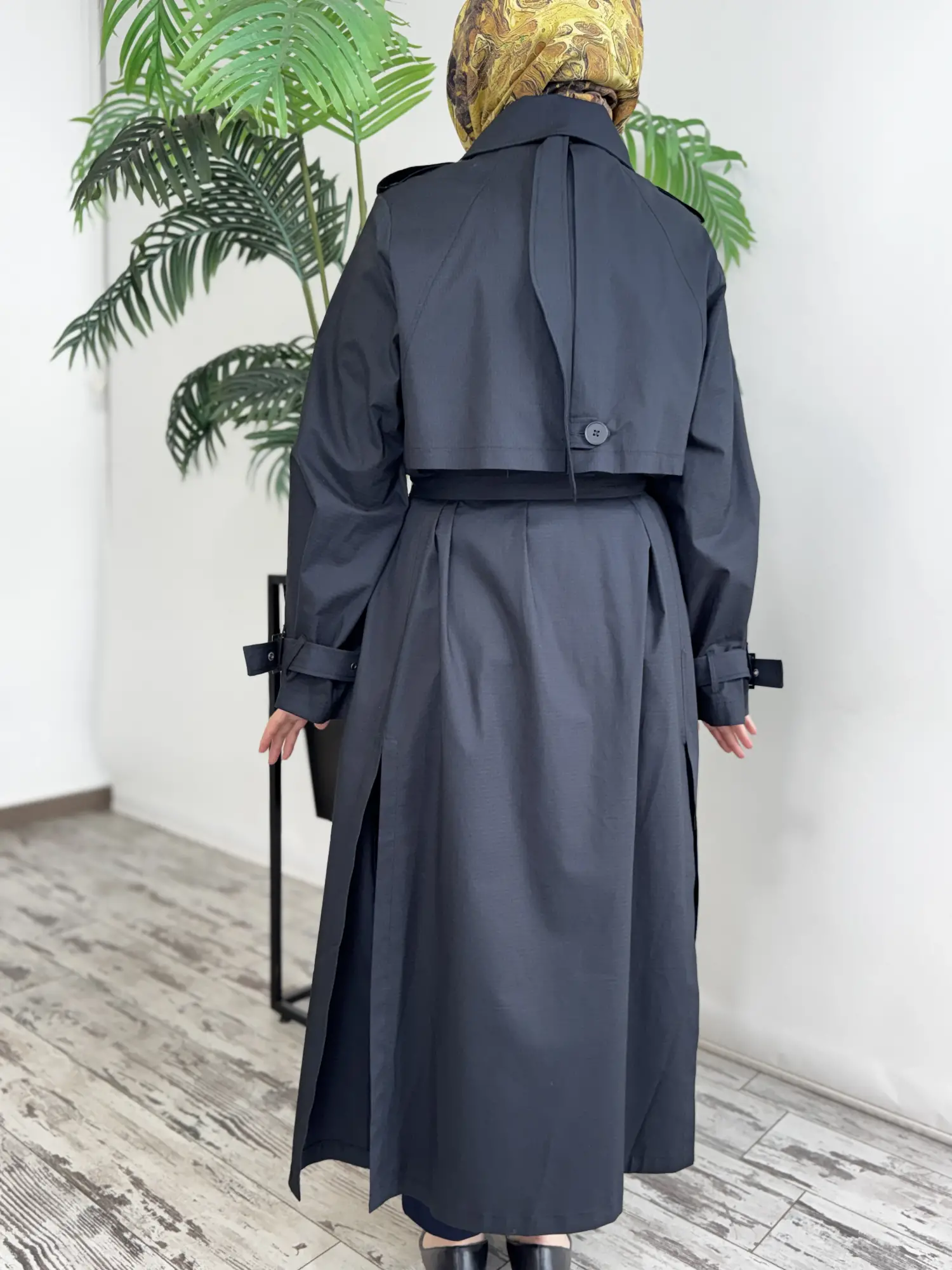 QooQ Store Valen Trench 26SS601